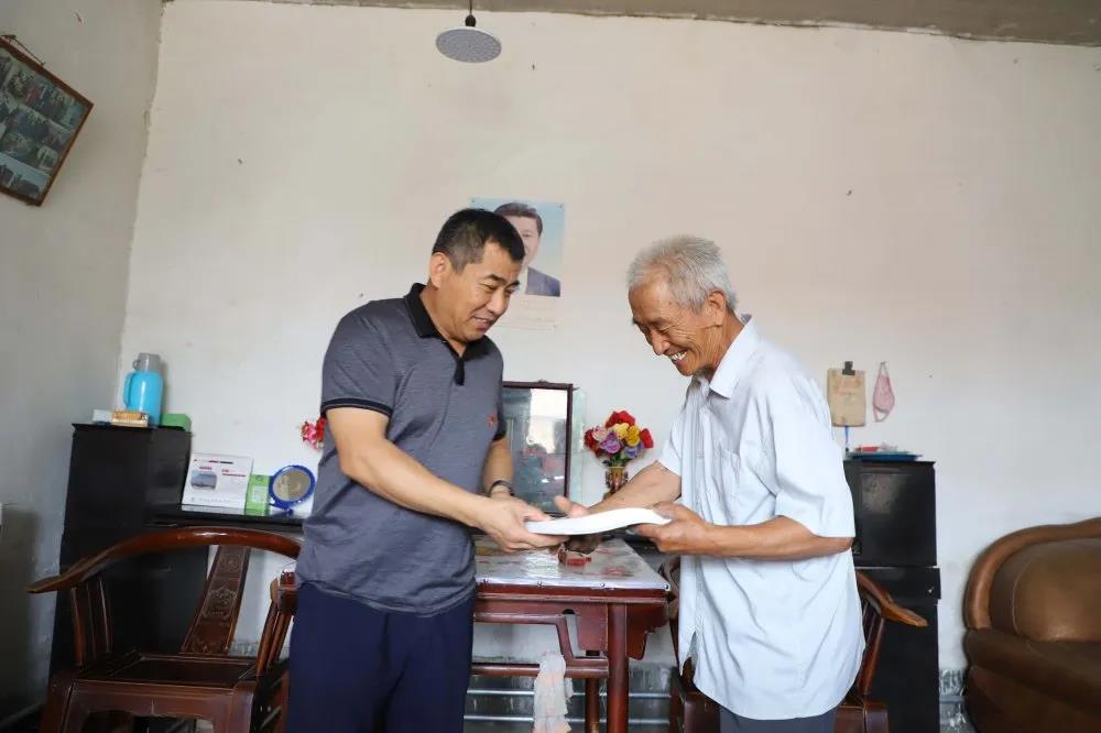 錘煉黨性踐初心 獻禮建黨99周年 —長田實業(yè)黨支部開展系列慶?；顒?/></p><p style=