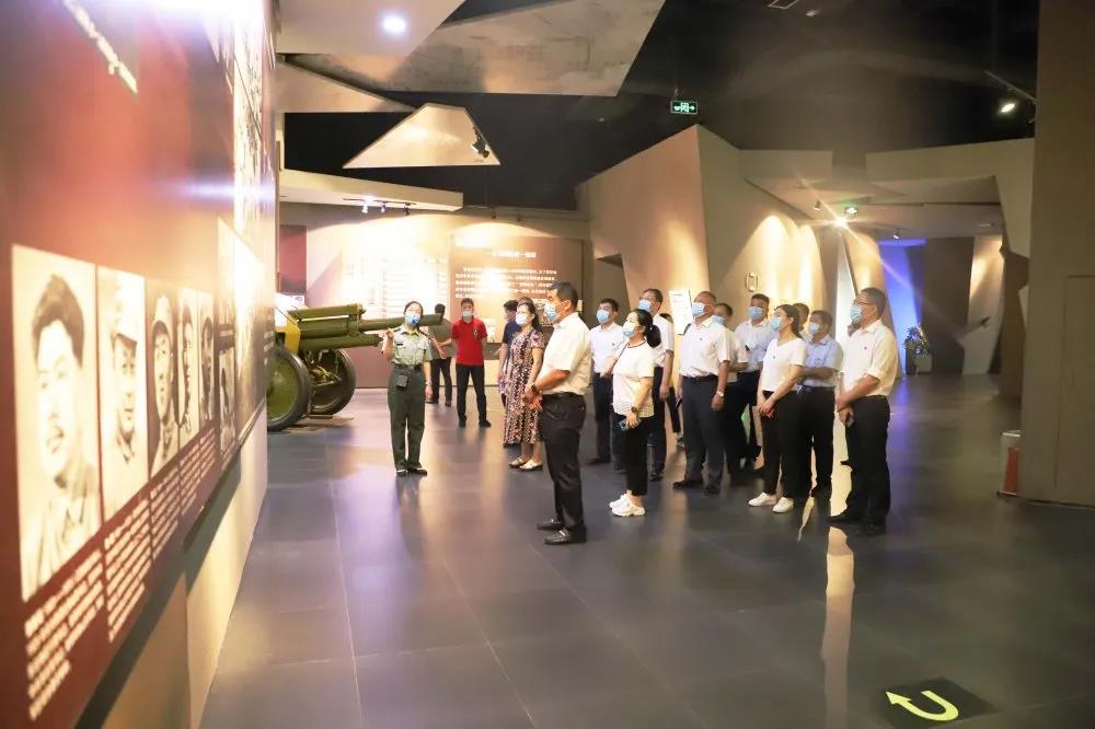 錘煉黨性踐初心 獻禮建黨99周年 —長田實業(yè)黨支部開展系列慶?；顒?/></p><p style=