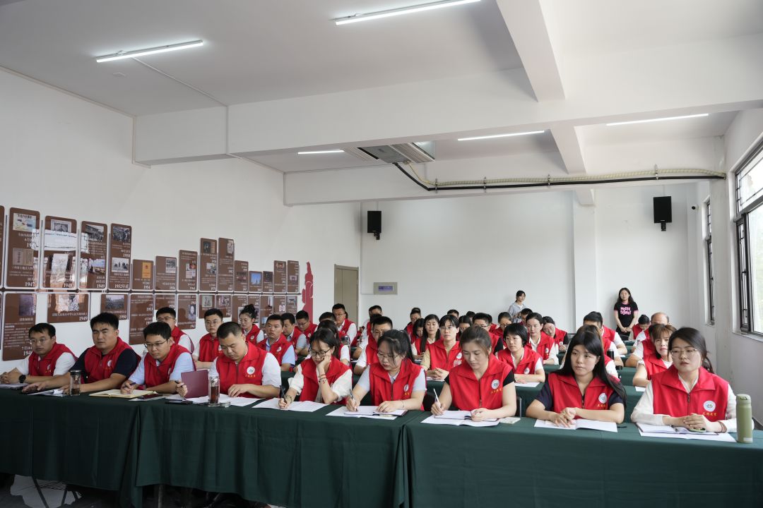 聆聽 (2).jpg